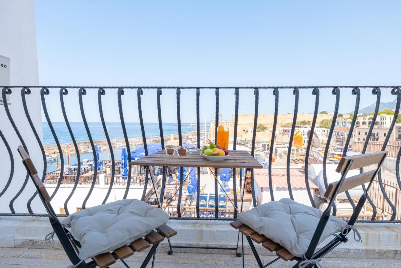 Kyrenia British Harbour Hotel Extérieur photo
