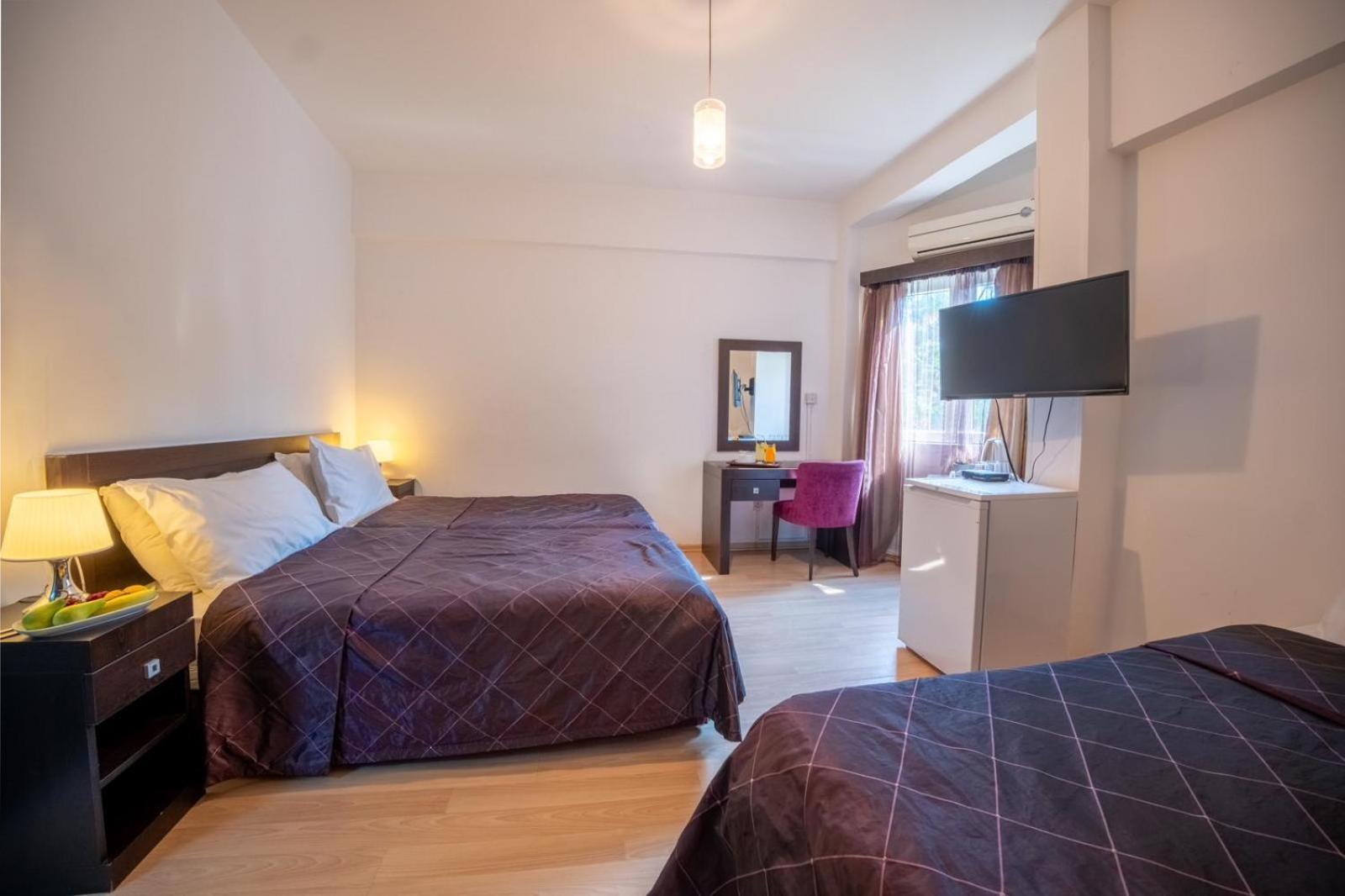 Kyrenia British Harbour Hotel Extérieur photo