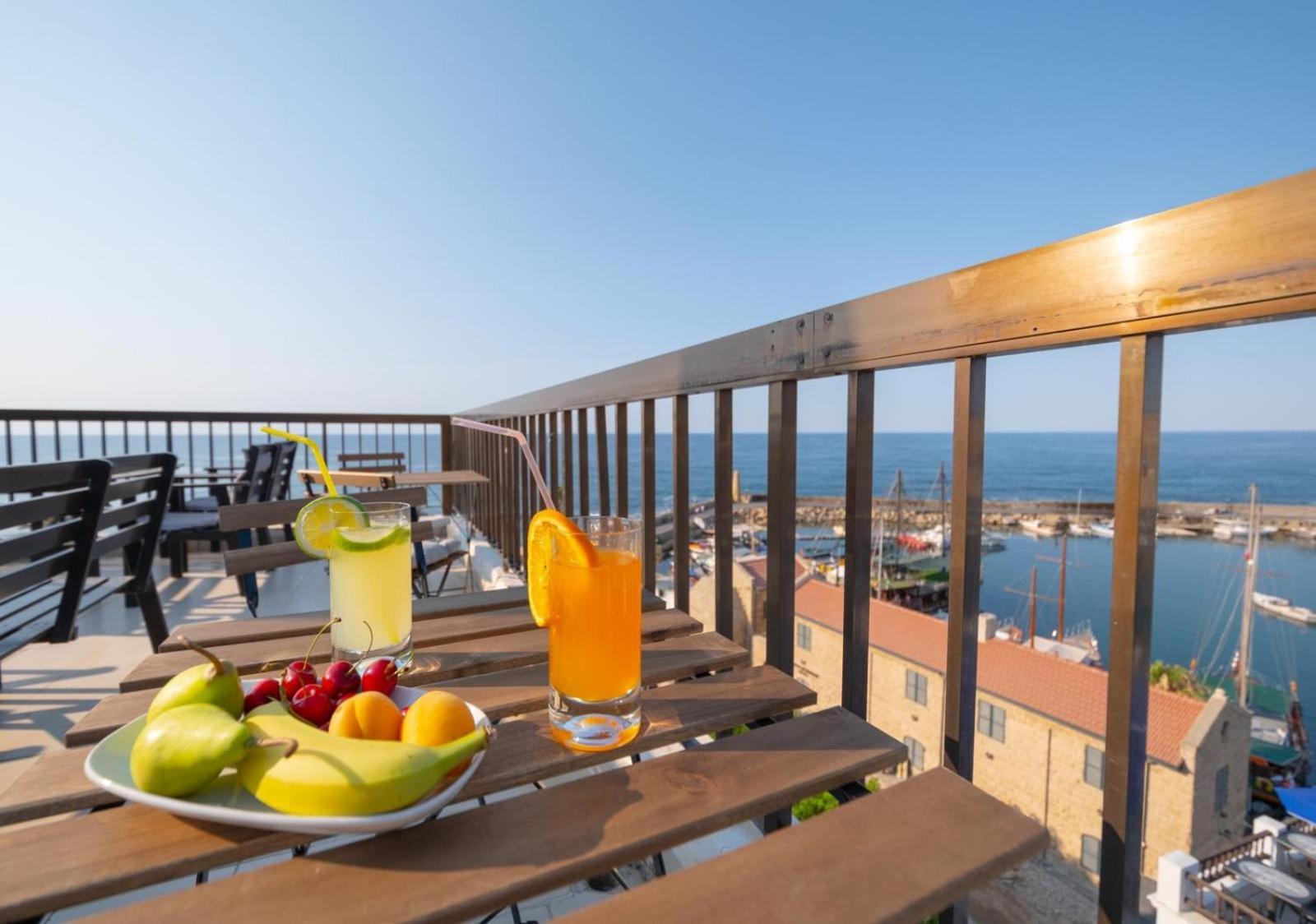 Kyrenia British Harbour Hotel Extérieur photo